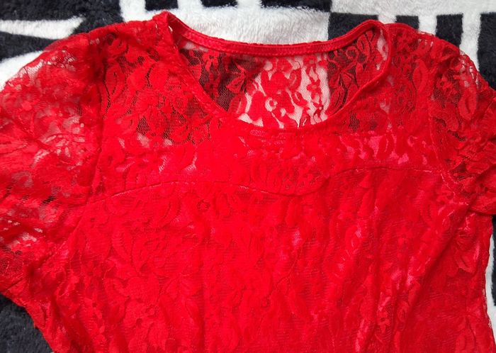 Robe en dentelle - photo numéro 3