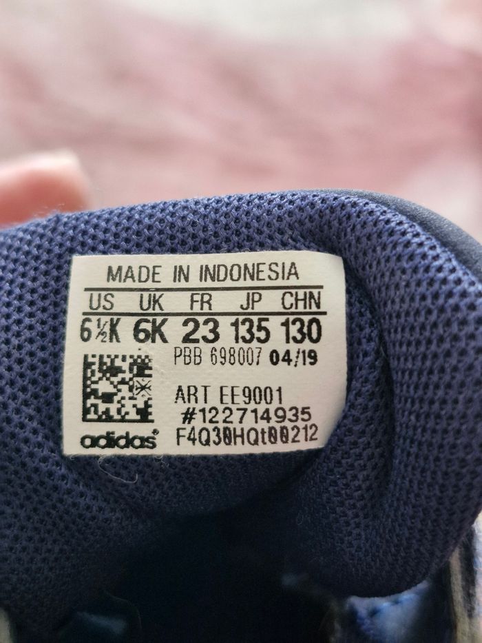 Chaussure addidas - photo numéro 5