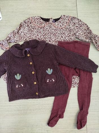Joli ensemble taille 18mois