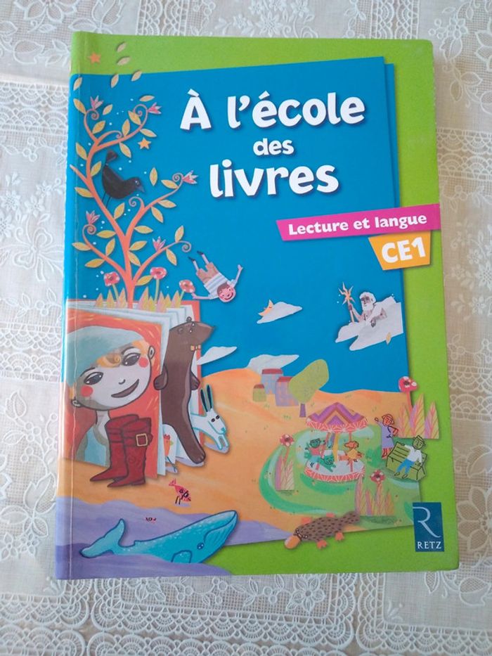 Manuel A l'école des livres CE1