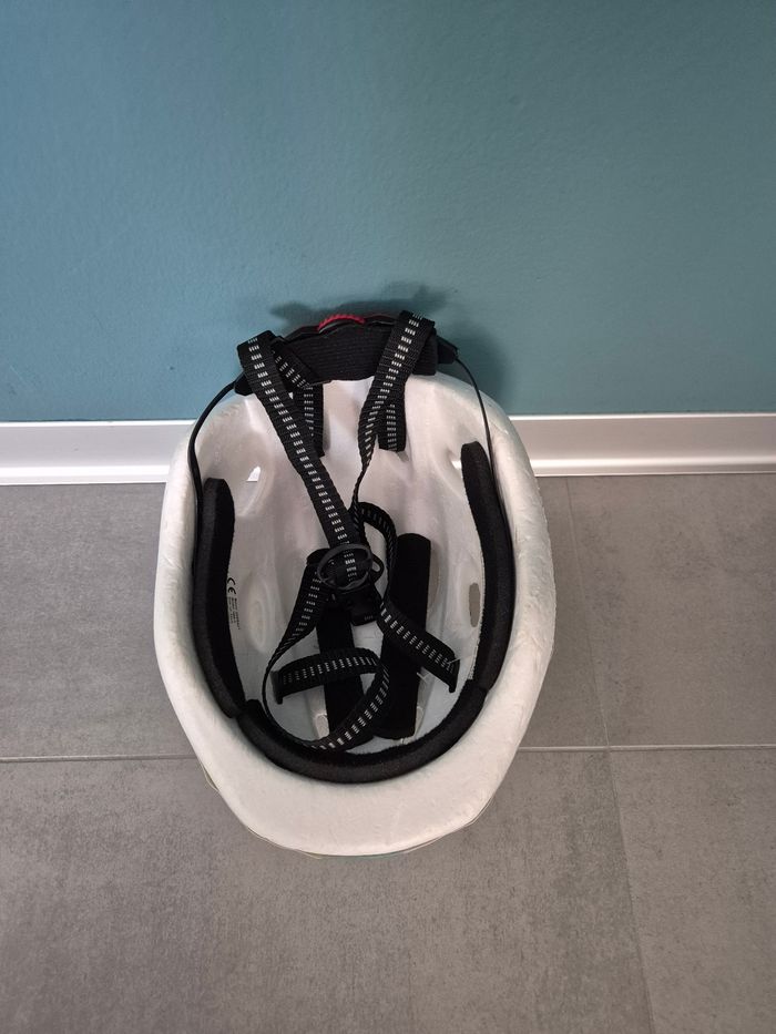 Casque vélo enfant neuf - photo numéro 3