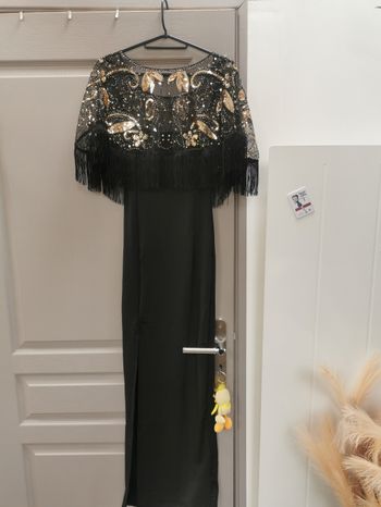 Robe de soirée taille S couleur noir 