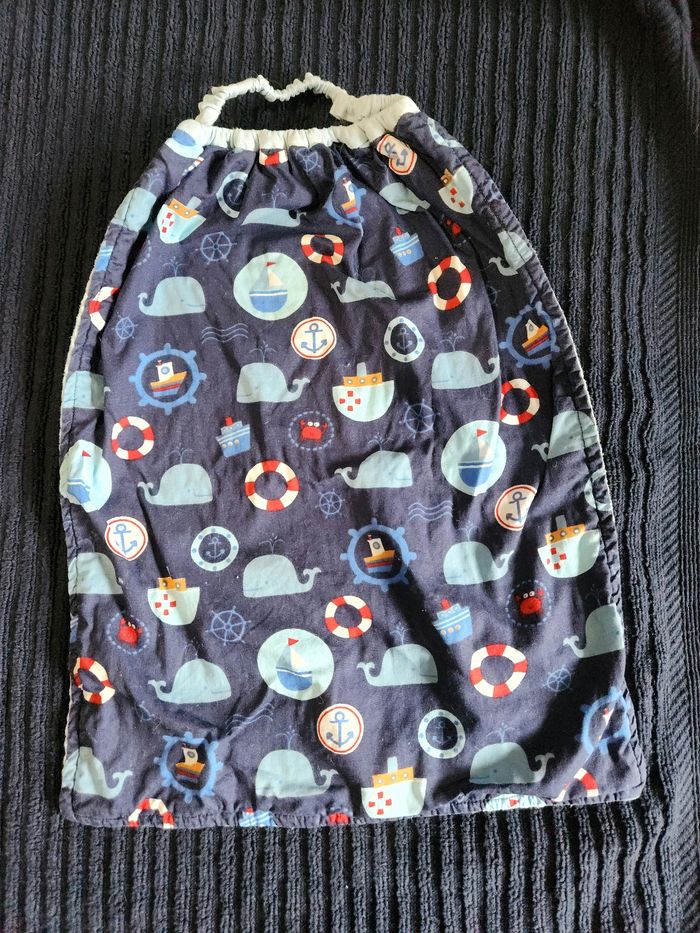 Bavoir petit marin
