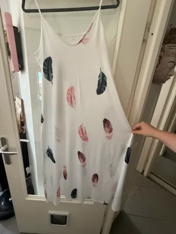 Robe motif plume taille L