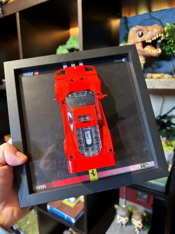 Cadre 3D LEGO Ferrari F40 - Format 20×20 cm
