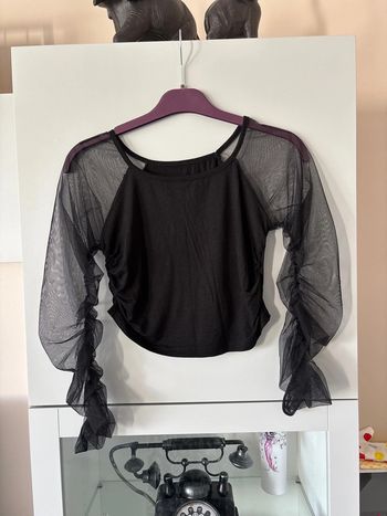 Haut noir court taille S