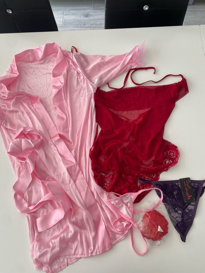 Lot lingerie