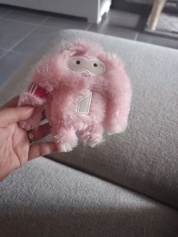 Peluche Adidas