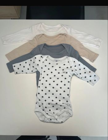 Lot de 3 bodies (étoiles + beige + gris)