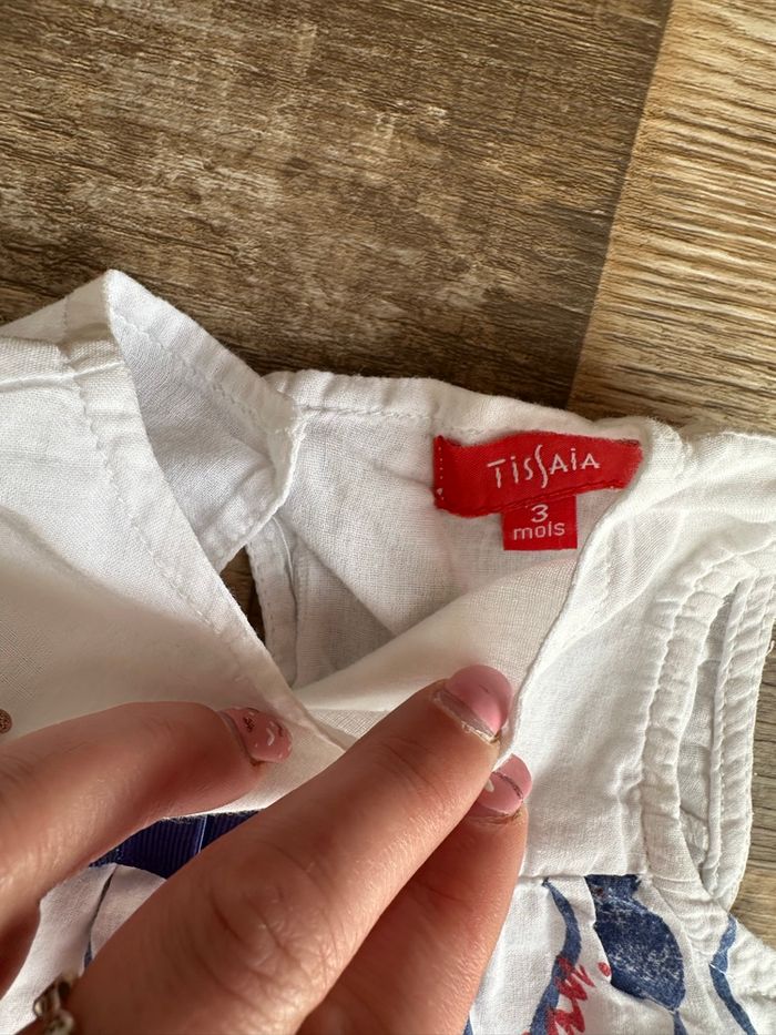 - Robe Tissaia  - 3 mois - Très bon état - photo numéro 2