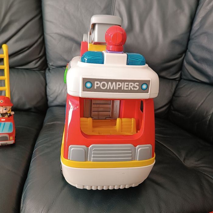 Camion de pompier Tut tut copains - photo numéro 7