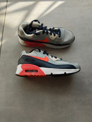 Baskets Nike air max 90 taille 33.5