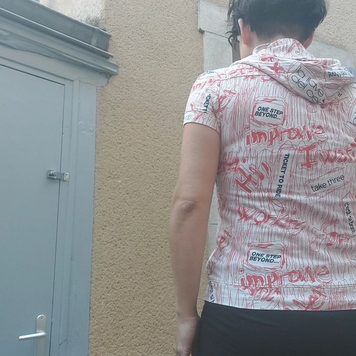 Haut Desigual original pour S ou petit M - photo numéro 3