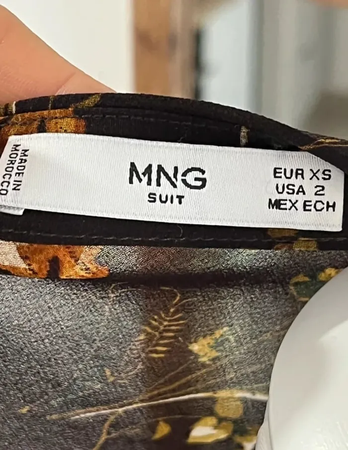 Blouse fleurie noire Mango - photo numéro 5