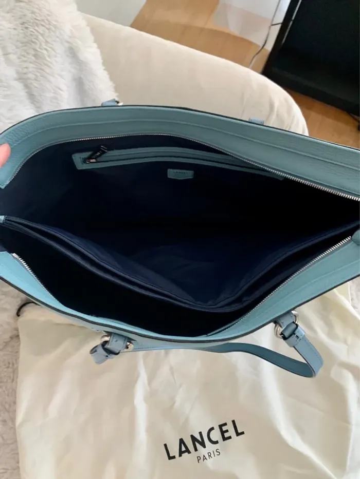 Sac Lancel en excellent état - photo numéro 2