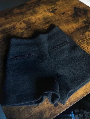 Short tweed Maje