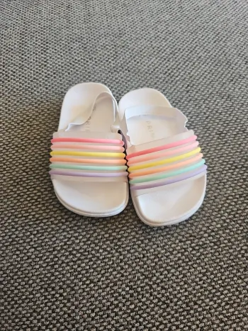 Claquette Primark 20/21