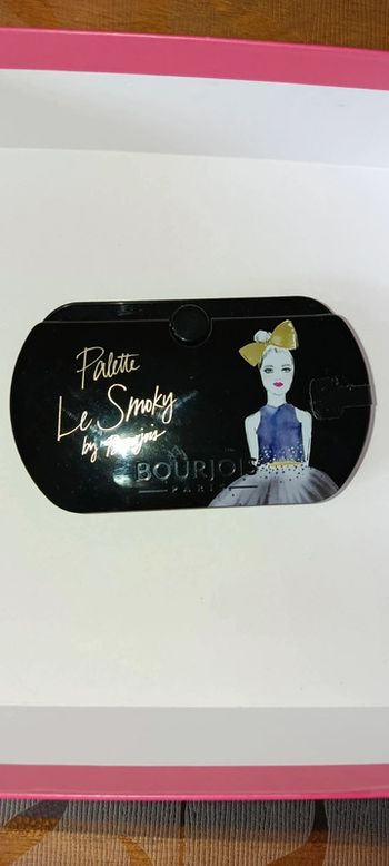 Palette le smoky bourjois neuf
