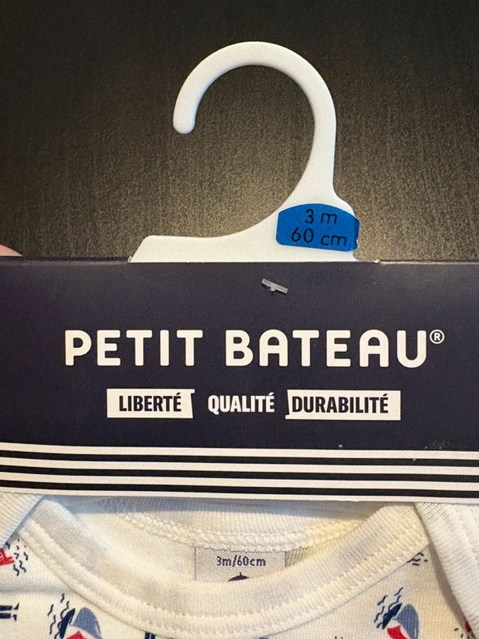 Lot de 3 bodies Manches courtes Petit bateau Taille 3 mois. - photo numéro 4