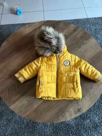 Doudoune fourée jaune ikks 6 mois