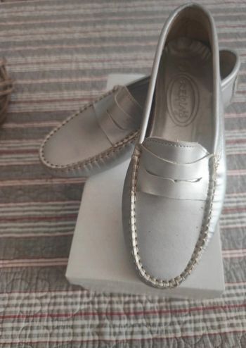 Mocassins cuir Reqins neufs