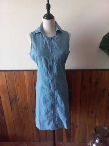 Robe en jean sans manches