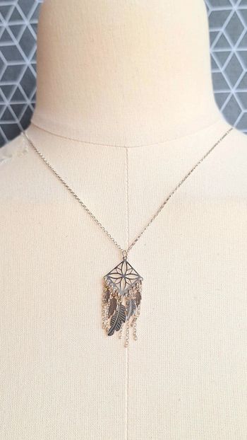 🟡 Collier porte bonheur. #alexegbijoux