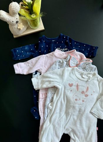 Lot de 4 pyjamas orchestra