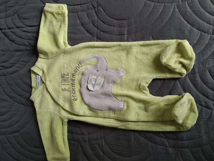 Pyjamas hiver 1 mois - photo numéro 4