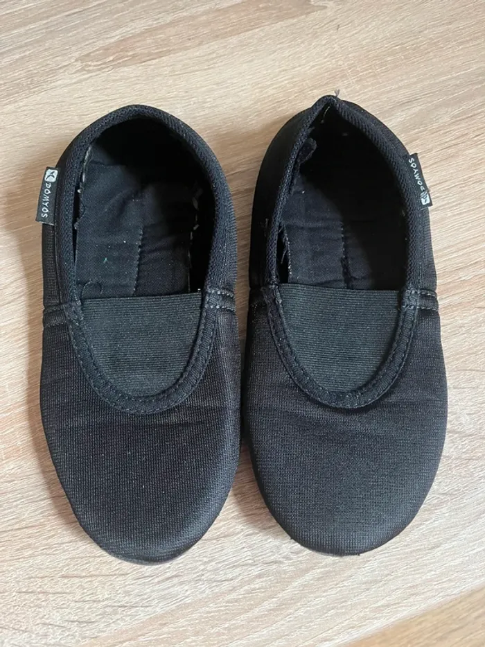 Chausson de danse taille 34 , bien lire l’annonce svp