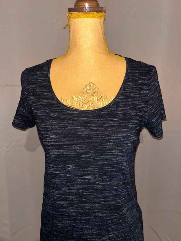 Robe moulante Kiabi taille M - photo numéro 2