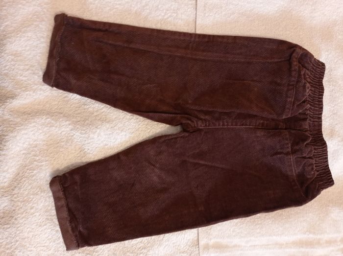 Pantalon marron en velours marque Kiabi taille 18 mois 77 82 cm - photo numéro 7