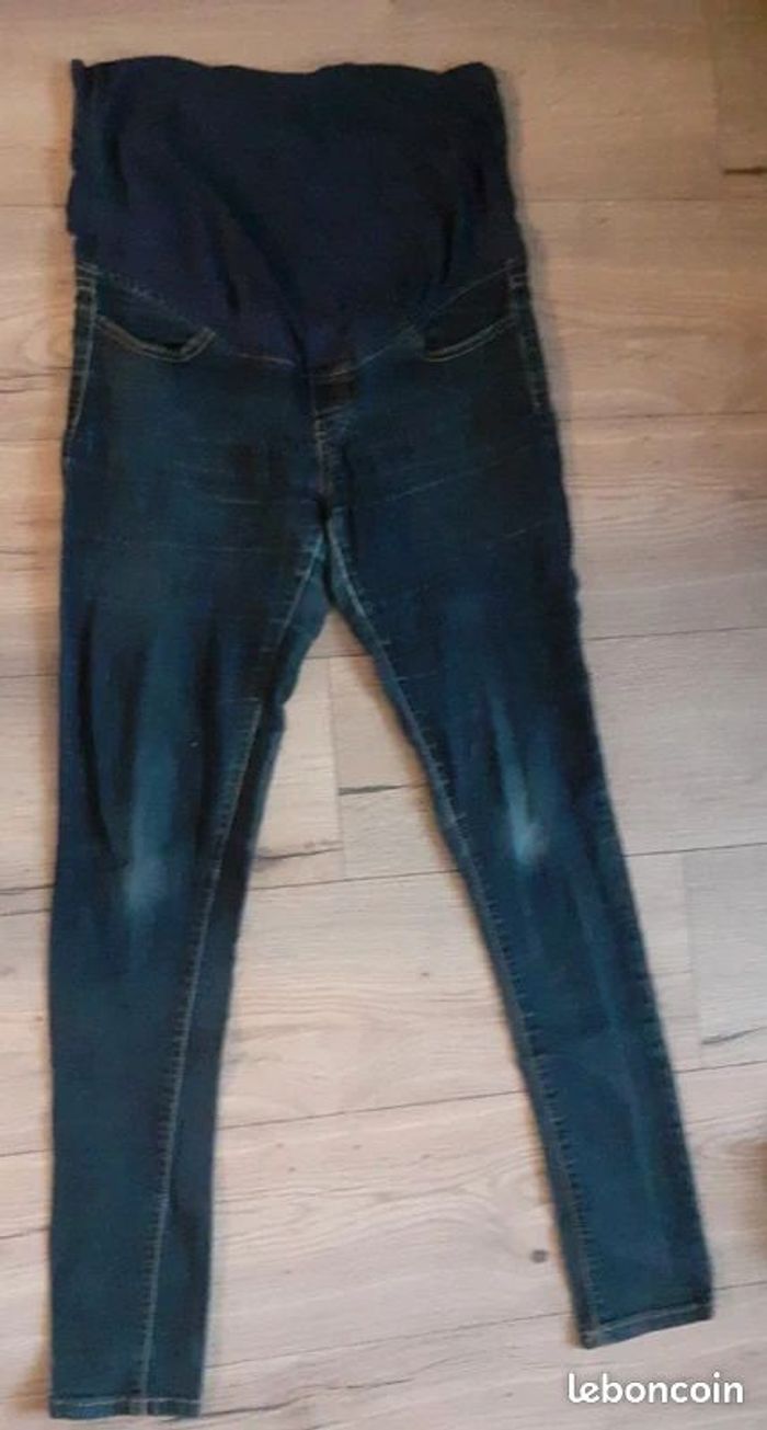 Lot de 3 pantalons de grossesse T 38 - photo numéro 2