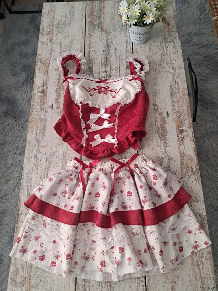 Ensemble 2 pièces Sweet Lolita broderie et dentelle
