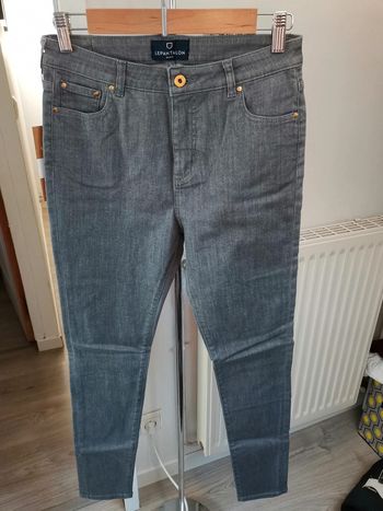 Jean gris T40 Le Pantalon neuf