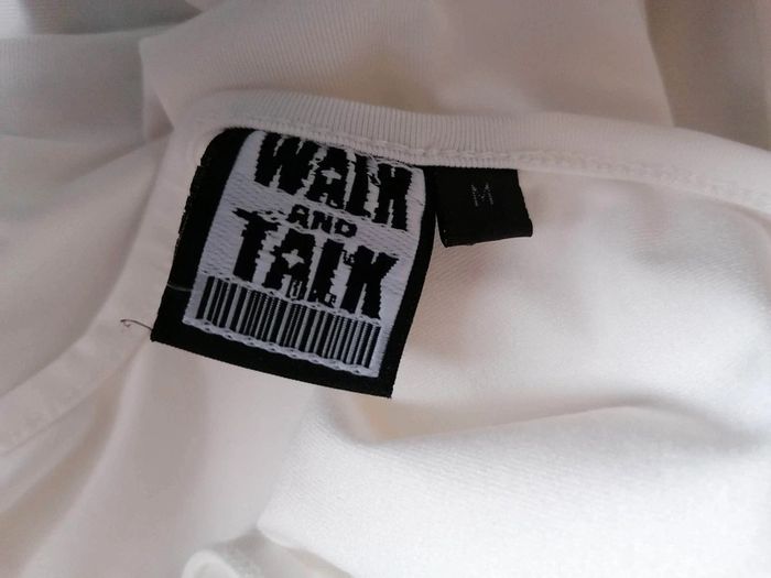 T Shirt avec lien dans le haut du dos Kiabi T. M - photo numéro 4