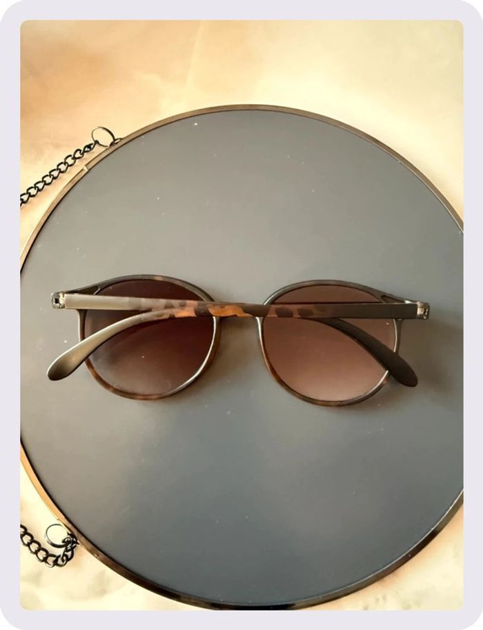 Lunette de soleil ronde léopard - photo numéro 2
