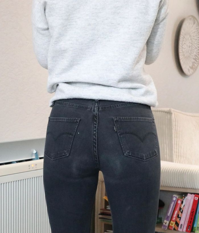 Jean levi’s 721 high rise skinny 26