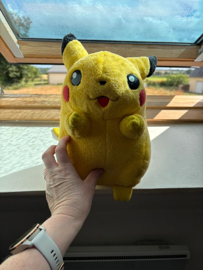Peluche Pikachu - photo numéro 3