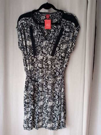 Robe imprimée noire taille 38 captain tortue