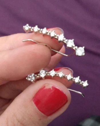 boucles d'oreilles neuf argenté style diamants