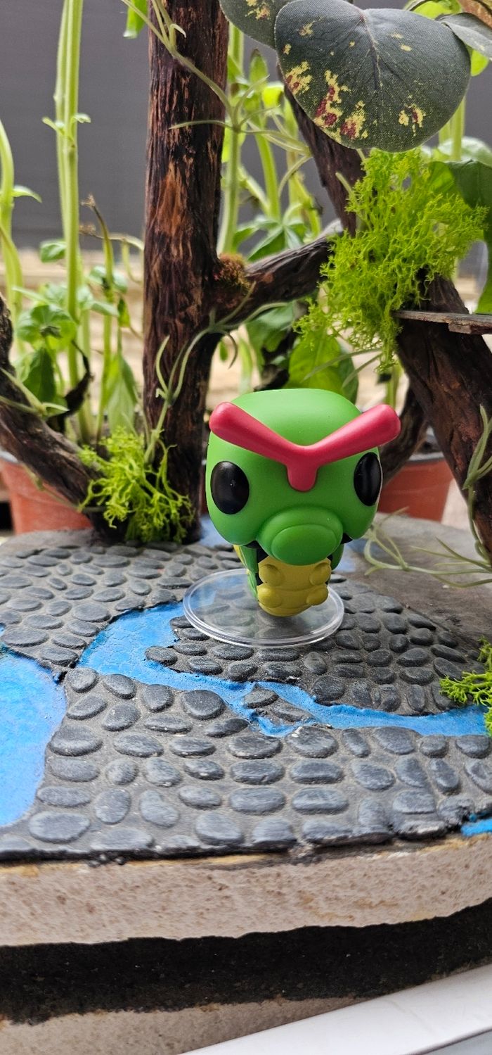 Super figurine Pokemon Nintendo chenipan pop - photo numéro 3