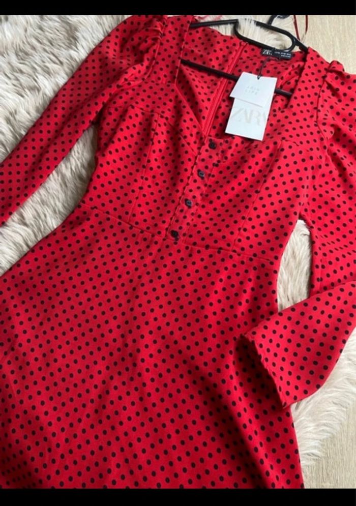 Robe à pois rouge et noir Zara Taille XS / 34 Neuf avec étiquette