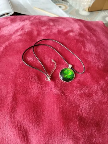Collier fantaisie