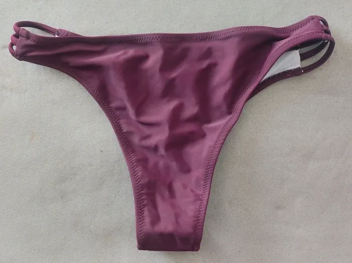 Maillot de bain bikini bordeaux Taille M - photo numéro 2