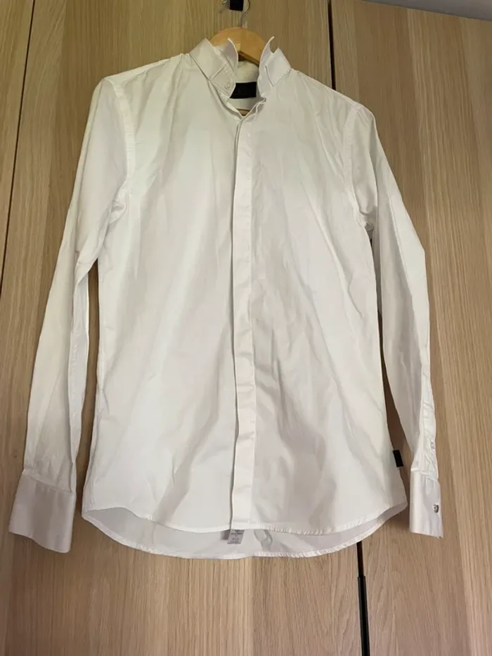 Chemise