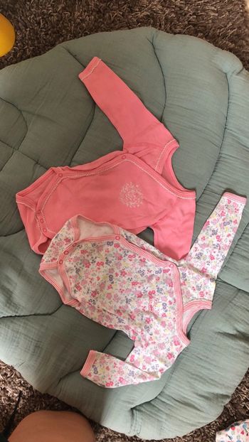 Lot 2 Bodies Manches longues 3 Mois