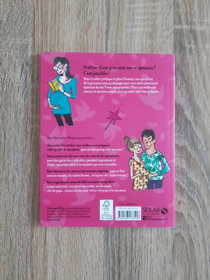 Cahier "ma grossesse et moi" - photo numéro 2