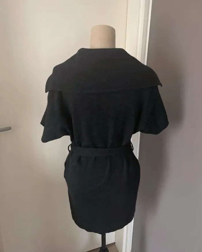 Stella McCartney pull gris foncé en laine vierge taille 40 - photo numéro 3