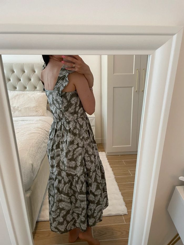 Robe longue feuille kaki / blanc taille 36 neuf - photo numéro 4